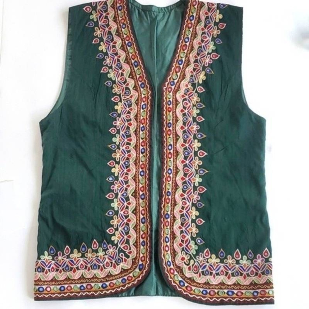 Embroidered Green Sleeveless Top